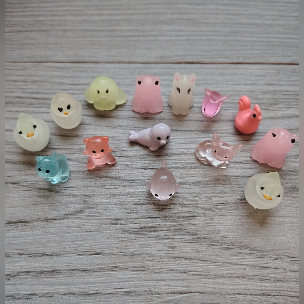 Mini animals.